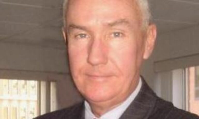 Stephen G Jeffery