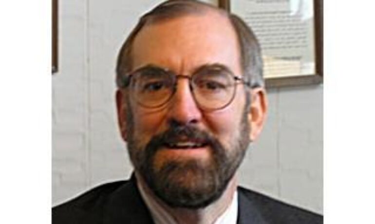 Robert Richards Esq.