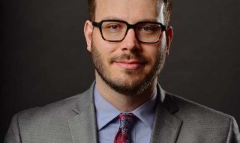 Matthew R Meyer