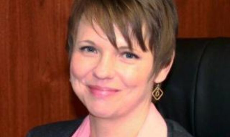Rachele R. Selvig