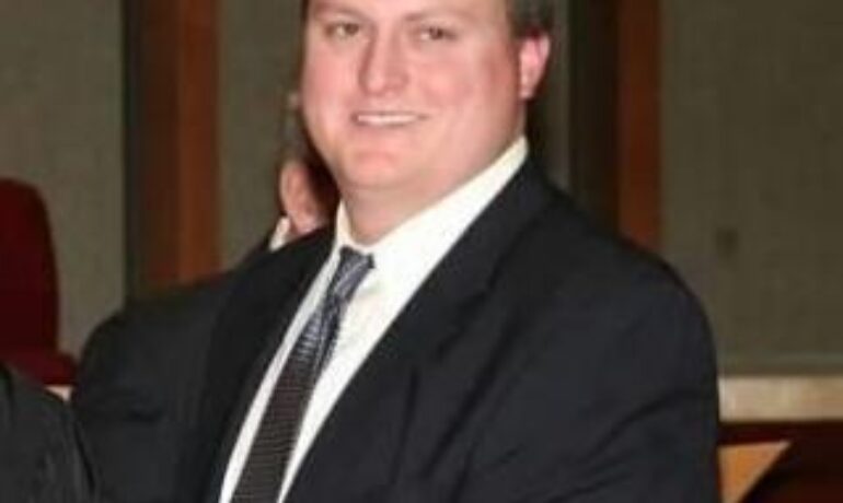 Ryan K Wallace