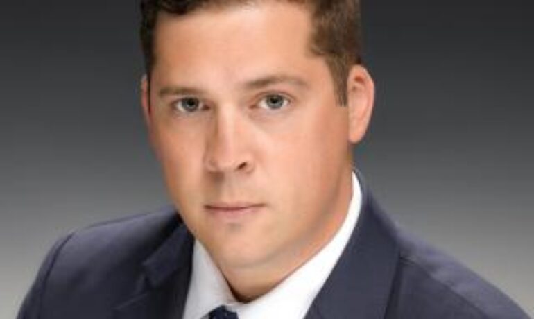 Christopher J Mutimer