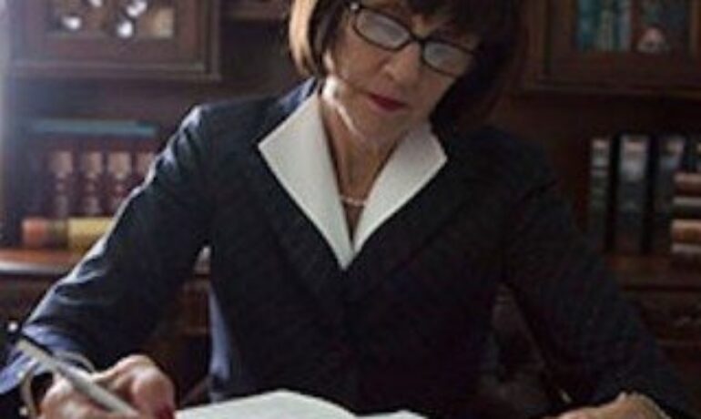 Marilyn  Johnson