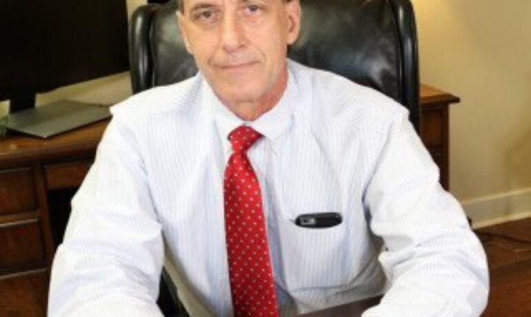 Stephen Gustitis