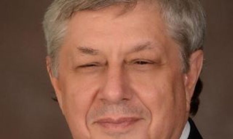 Dan J Weisenburger Esq